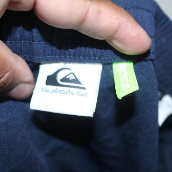 Quicksilver Boy Shorts Casual Summer Size Large - Picture 7 of 10